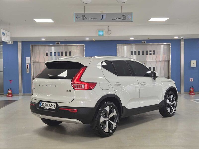 Volvo  Ultra, B4 AWD 마일드 하이브리드, 가솔린, 브라이트