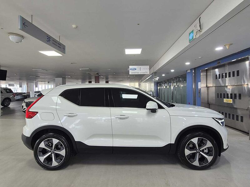 Volvo  Ultra, B4 AWD 마일드 하이브리드, 가솔린, 브라이트