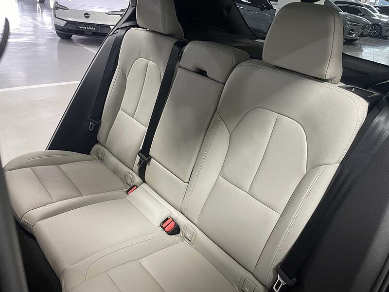 Volvo Ultra, B4 AWD 마일드 하이브리드, 가솔린, 브라이트