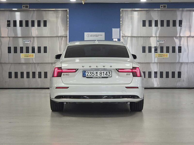 Volvo  Ultra, B5 마일드 하이브리드, 가솔린, 브라이트