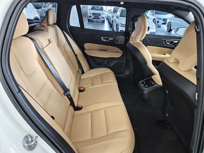 Volvo Ultra, B5 AWD 마일드 하이브리드, 가솔린, 브라이트
