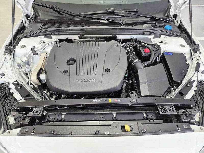 Volvo Ultra, B5 AWD 마일드 하이브리드, 가솔린, 브라이트