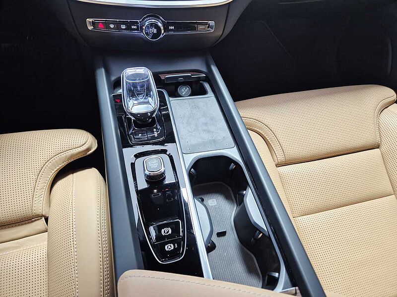 Volvo Ultra, B5 AWD 마일드 하이브리드, 가솔린, 브라이트