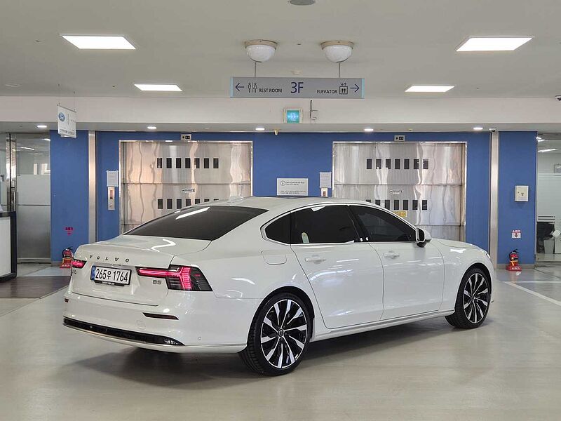 Volvo Ultra, B5 마일드 하이브리드, 가솔린, 브라이트