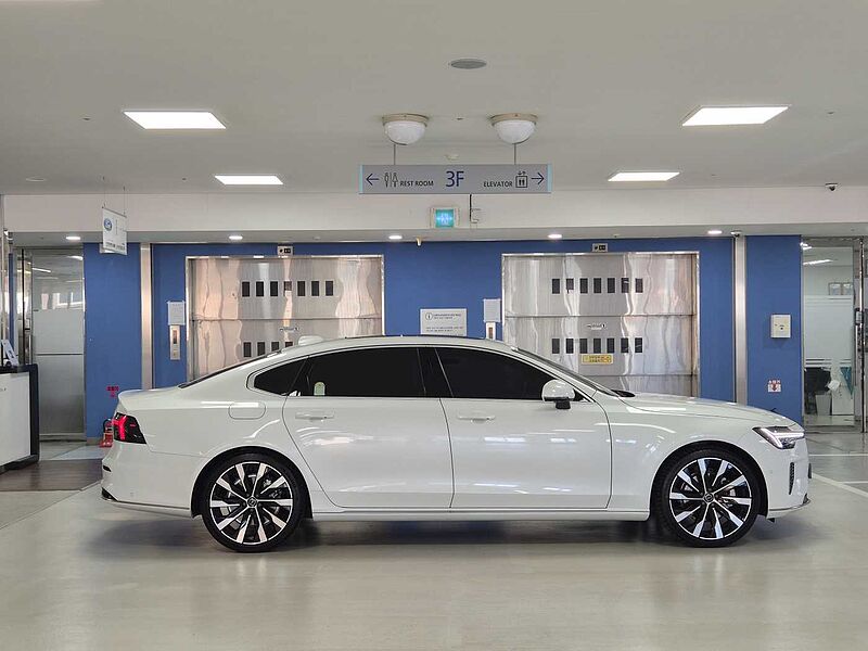 Volvo Ultra, B5 마일드 하이브리드, 가솔린, 브라이트