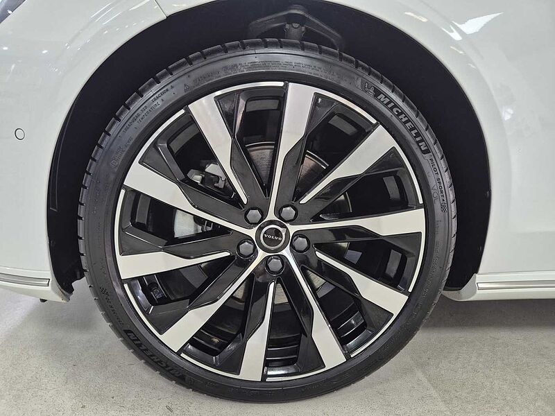 Volvo Ultra, B5 마일드 하이브리드, 가솔린, 브라이트