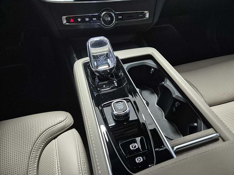 Volvo Ultra, B5 마일드 하이브리드, 가솔린, 브라이트