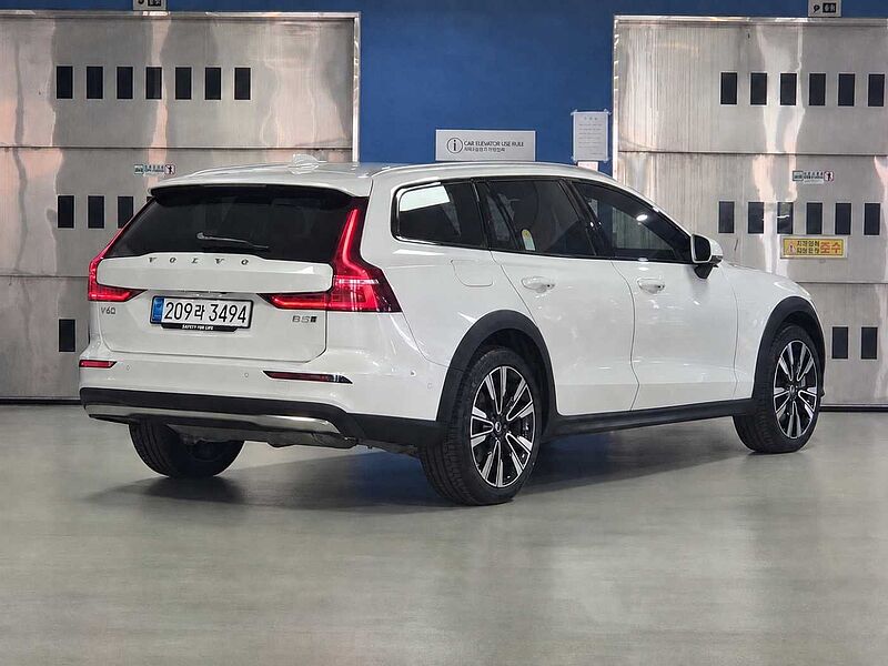 Volvo  Ultra, B5 AWD 마일드 하이브리드, 가솔린, 브라이트