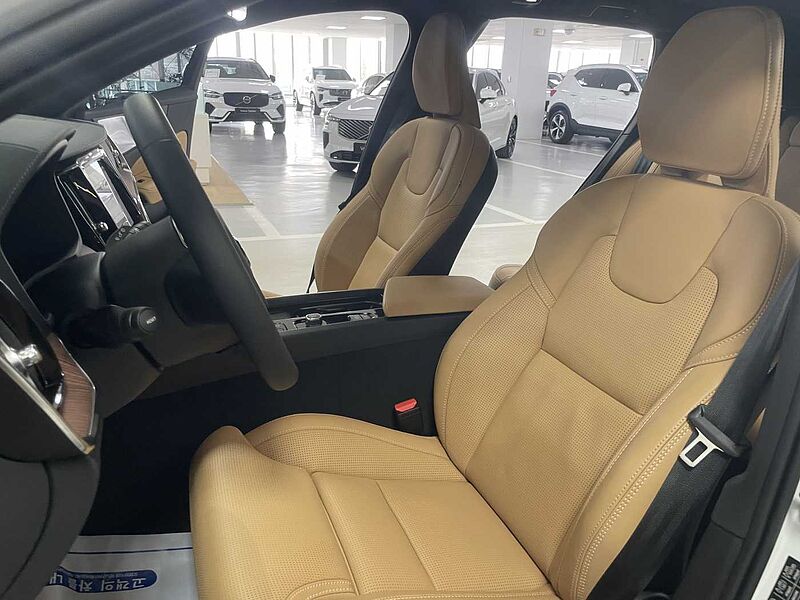 Volvo  Ultra, B5 AWD 마일드 하이브리드, 가솔린, 브라이트
