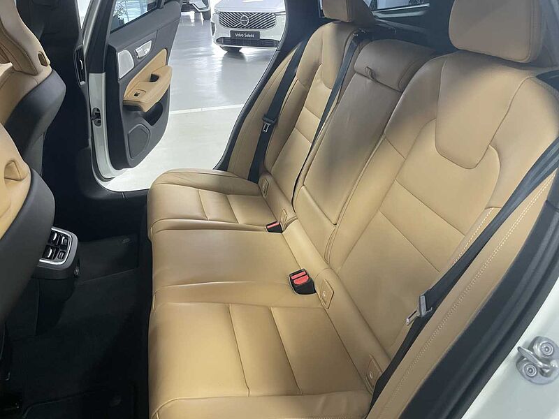 Volvo  Ultra, B5 AWD 마일드 하이브리드, 가솔린, 브라이트