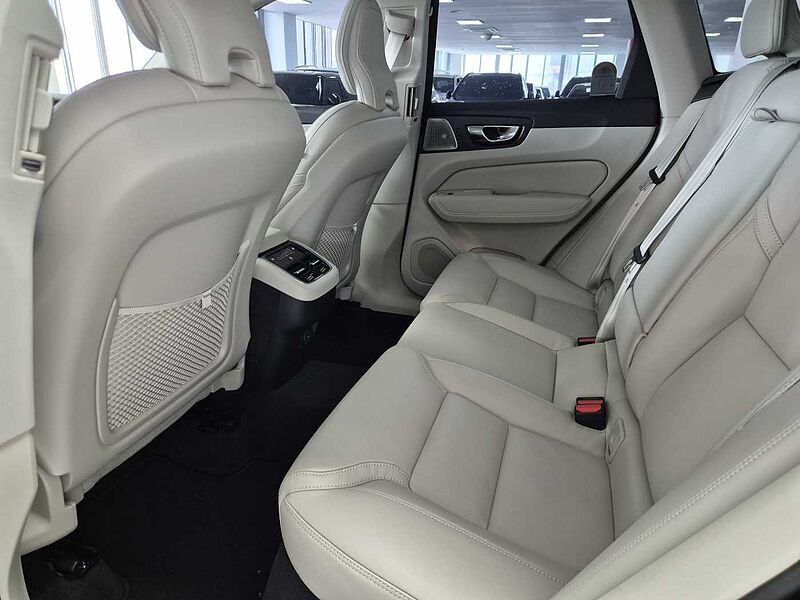Volvo Ultra, B5 AWD 마일드 하이브리드, 가솔린, 브라이트