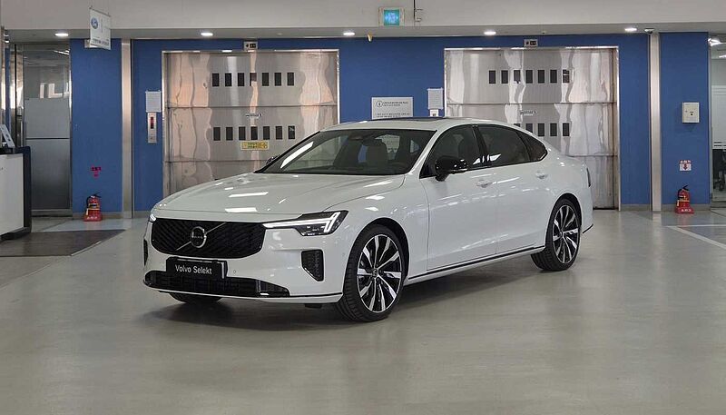 Volvo Ultra, B5 마일드 하이브리드, 가솔린, 다크
