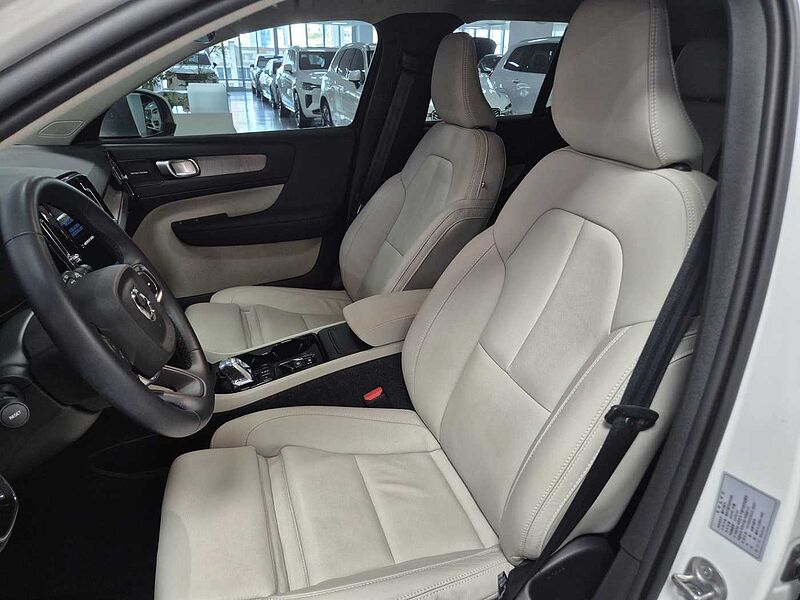 Volvo Ultra, B4 AWD 마일드 하이브리드, 가솔린, 브라이트