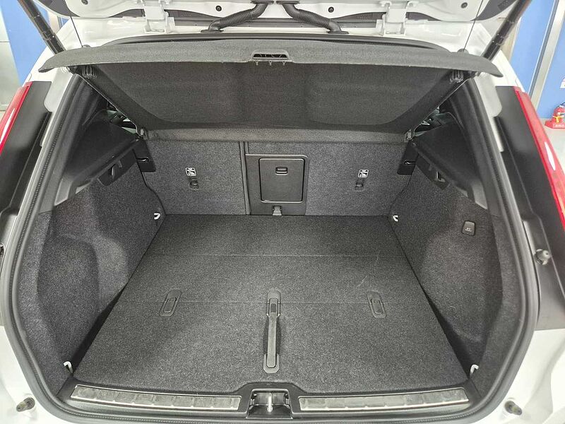 Volvo Ultra, B4 AWD 마일드 하이브리드, 가솔린, 브라이트