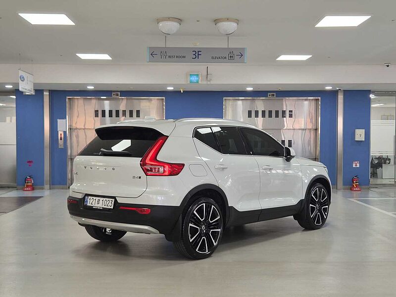 Volvo Ultra, B4 AWD 마일드 하이브리드, 가솔린, 브라이트