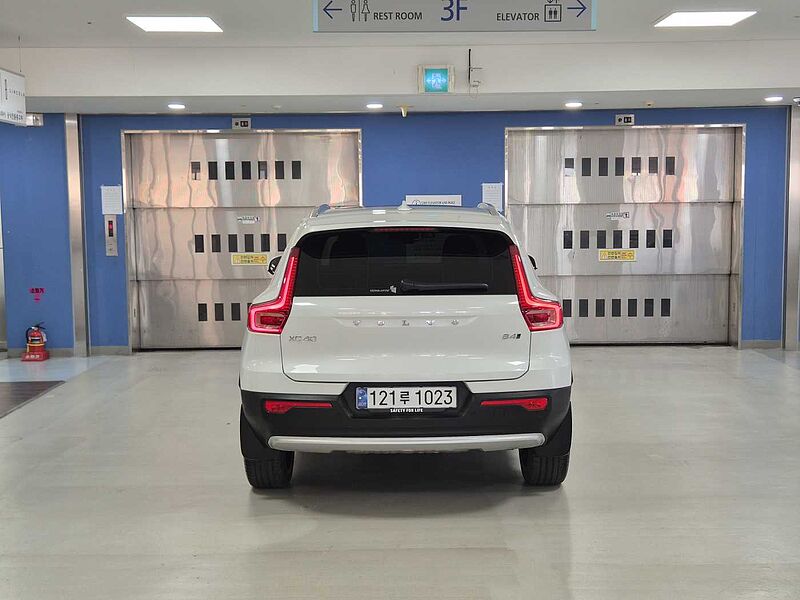 Volvo Ultra, B4 AWD 마일드 하이브리드, 가솔린, 브라이트
