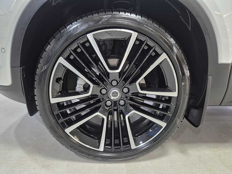Volvo Ultra, B4 AWD 마일드 하이브리드, 가솔린, 브라이트