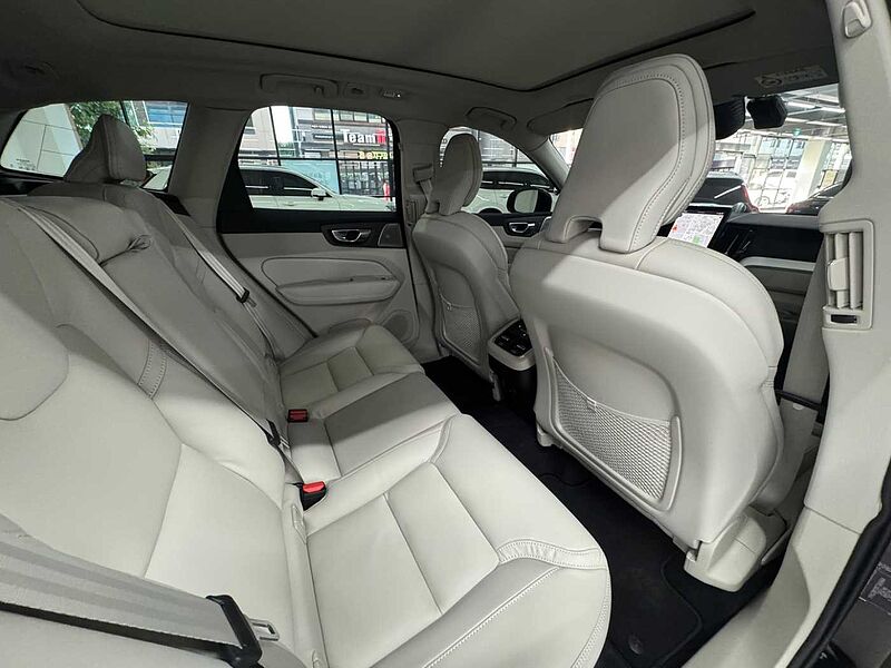 Volvo Ultra, B5 AWD 마일드 하이브리드, 가솔린, 브라이트