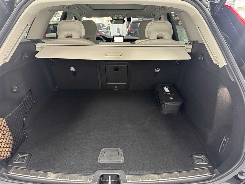 Volvo Ultra, B5 AWD 마일드 하이브리드, 가솔린, 브라이트