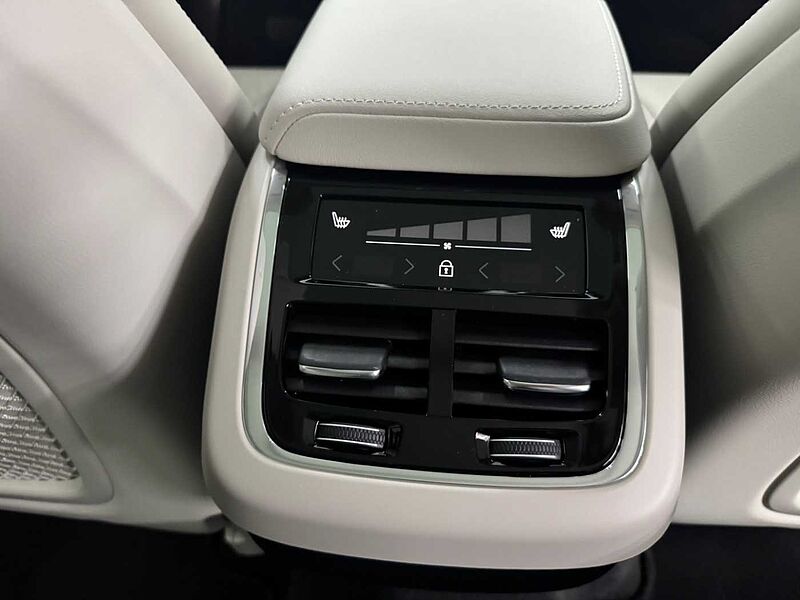 Volvo Ultra, B5 AWD 마일드 하이브리드, 가솔린, 브라이트