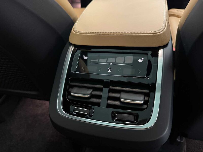 Volvo Ultimate, B6 AWD 마일드 하이브리드, 가솔린, 브라이트, 7 좌석
