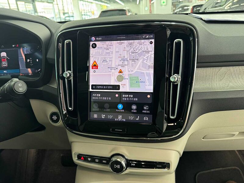 Volvo  Ultra, B4 AWD 마일드 하이브리드, 가솔린, 브라이트