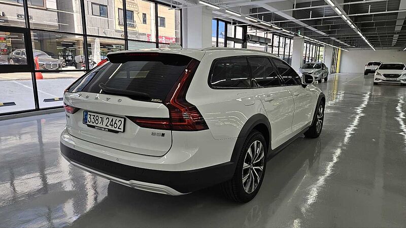 Volvo  Ultimate, B5 AWD mild hybrid, 가솔린