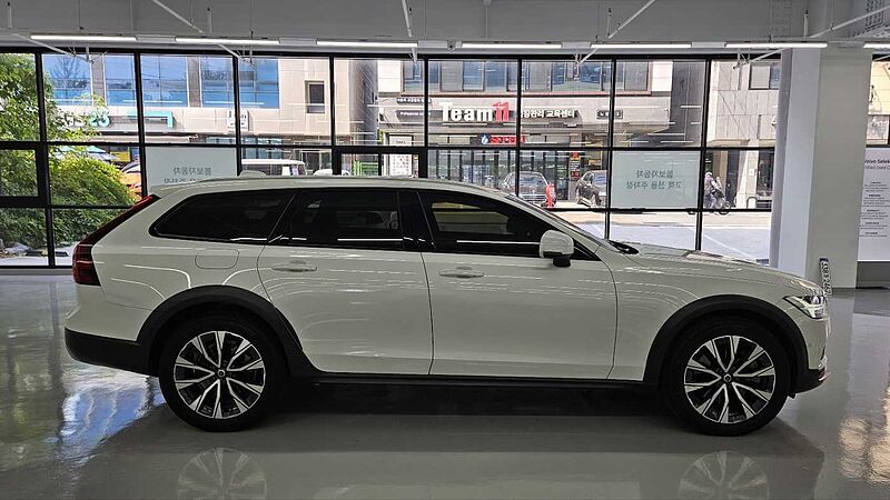 Volvo  Ultimate, B5 AWD mild hybrid, 가솔린