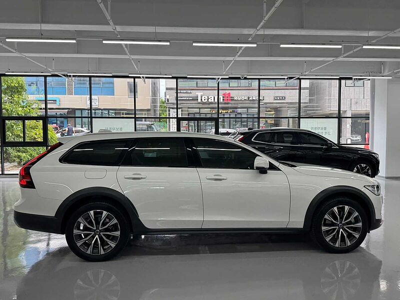 Volvo Ultra, B5 AWD 마일드 하이브리드, 가솔린, 브라이트