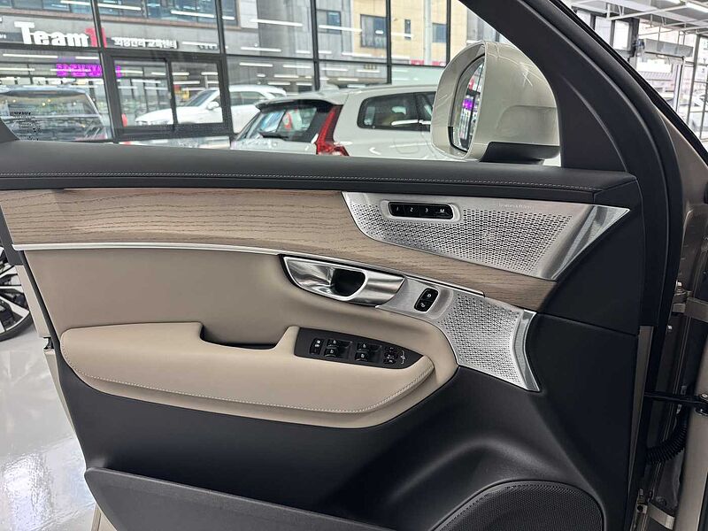 Volvo Ultra, B6 AWD 마일드 하이브리드, 가솔린, 브라이트, 7 좌석