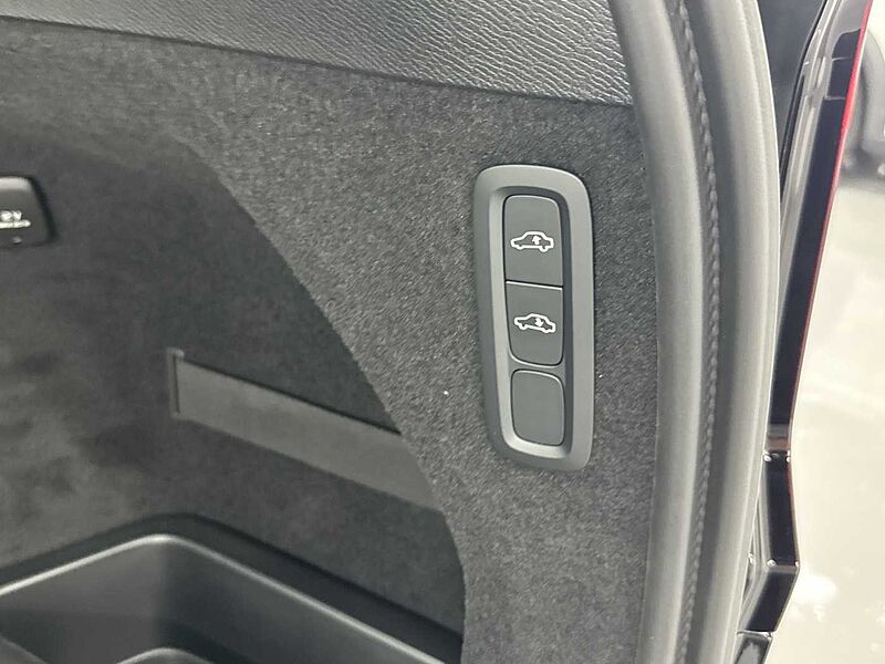 Volvo  Ultra, T8 AWD 플러그-인 하이브리드, 전기/가솔린, 브라이트, 7 좌석