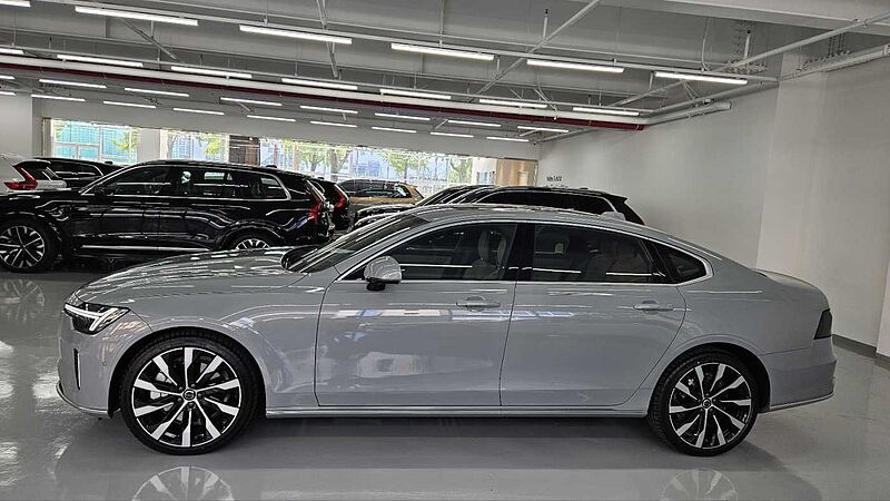 Volvo Ultra, B5 마일드 하이브리드, 가솔린, 브라이트