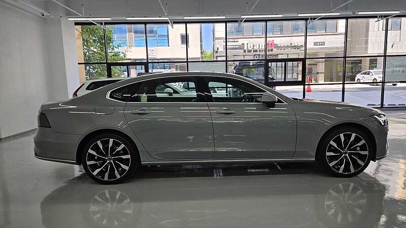 Volvo Ultra, B5 마일드 하이브리드, 가솔린, 브라이트