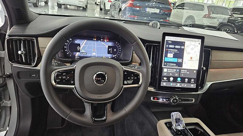 Volvo Ultra, B5 마일드 하이브리드, 가솔린, 브라이트