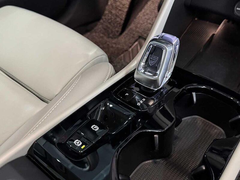 Volvo  Ultra, B4 AWD 마일드 하이브리드, 가솔린, 브라이트