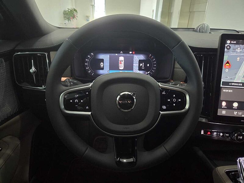 Volvo Ultra, B5 마일드 하이브리드, 가솔린, 브라이트