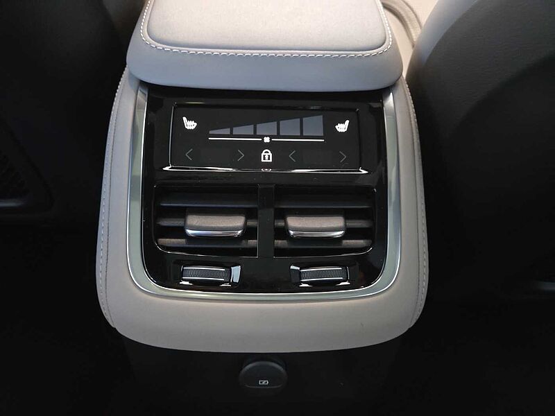 Volvo Ultra, T8 AWD 플러그-인 하이브리드, 전기/가솔린, 브라이트, 7 좌석