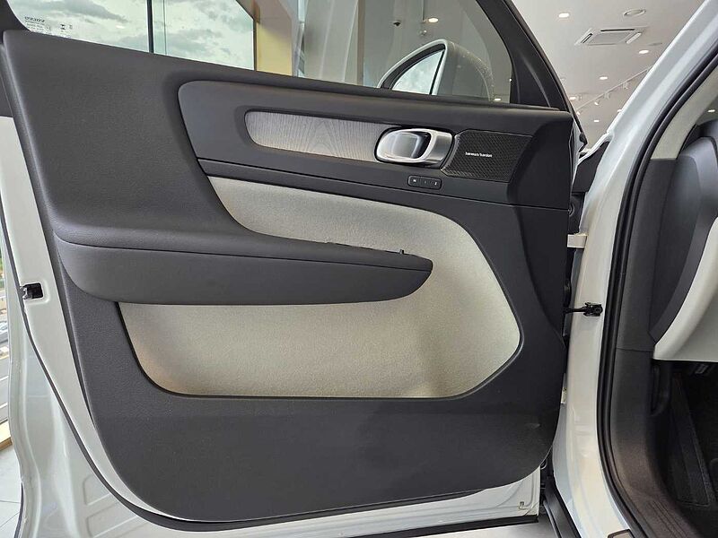 Volvo  Ultra, B4 AWD 마일드 하이브리드, 가솔린, 브라이트
