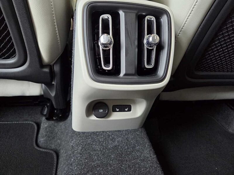 Volvo  Ultra, B4 AWD 마일드 하이브리드, 가솔린, 브라이트