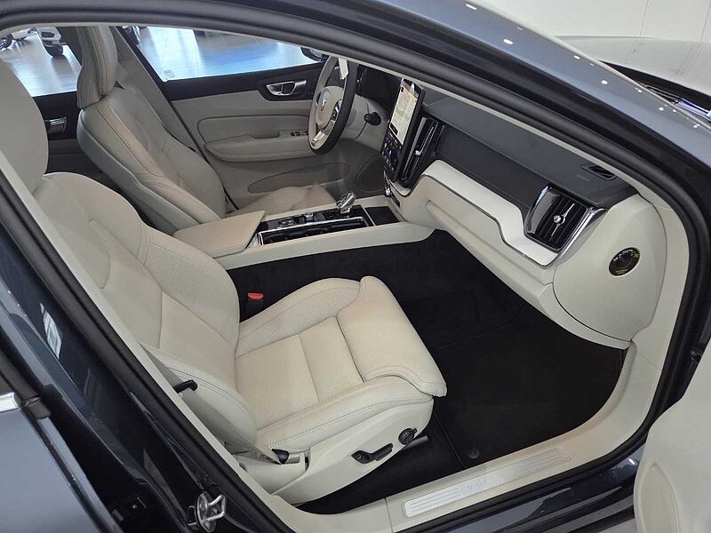 Volvo Ultra, B5 AWD 마일드 하이브리드, 가솔린, 브라이트