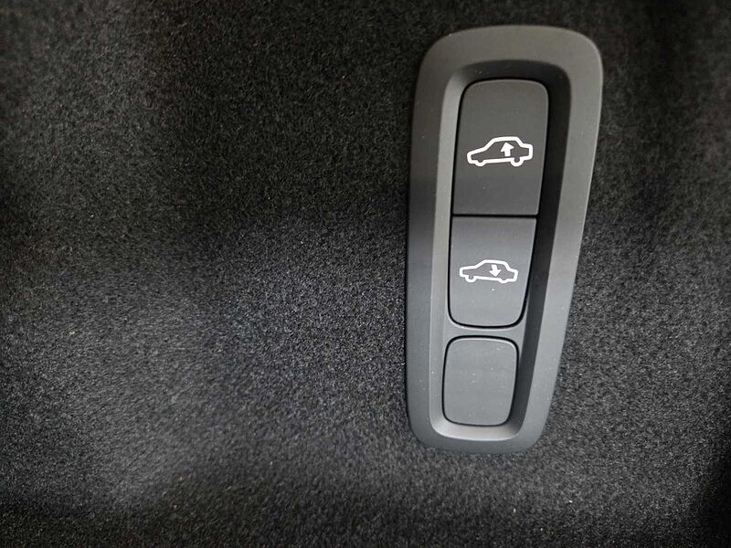 Volvo Ultra, B5 AWD 마일드 하이브리드, 가솔린, 브라이트