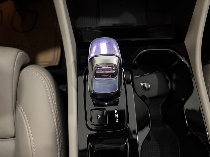 Volvo Ultra, B4 AWD 마일드 하이브리드, 가솔린, 브라이트