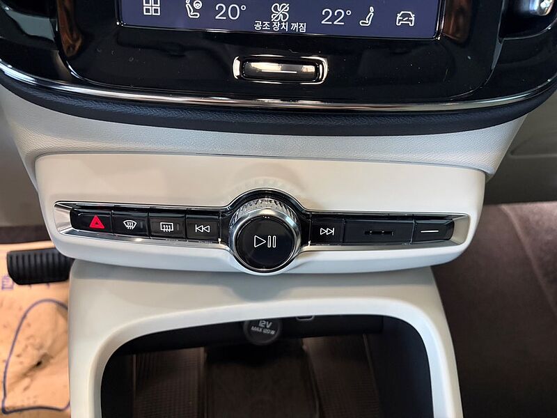 Volvo Ultra, B4 AWD 마일드 하이브리드, 가솔린, 브라이트